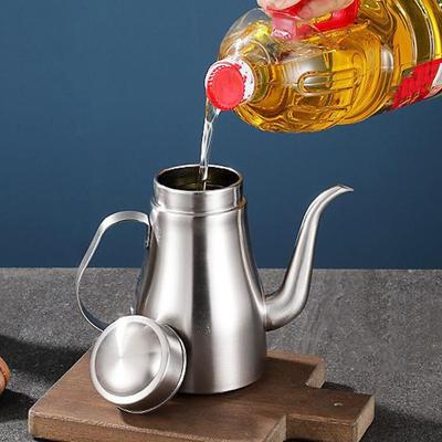 Stainless Steel Oil Can with Lid Large Capacity Oil Storage Container Leakproof Oil Bottle Seasoning Dispenser for Kitchen