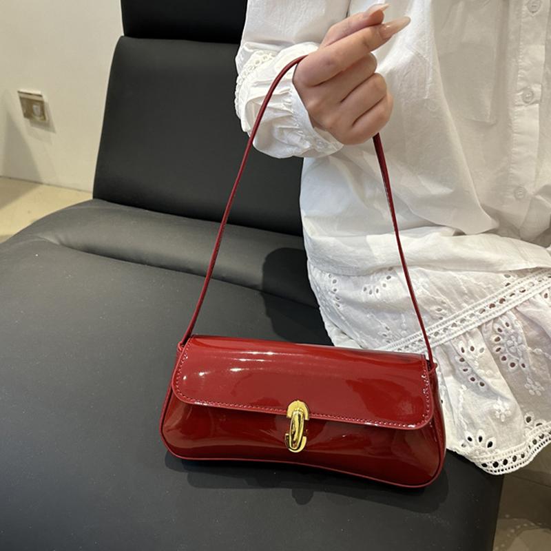 Women's Vintage Solid Color Smooth Texture Shoulder Bag Elegant PU Leather Flap Small Underarm Bag  for Dating, Outings, Parties