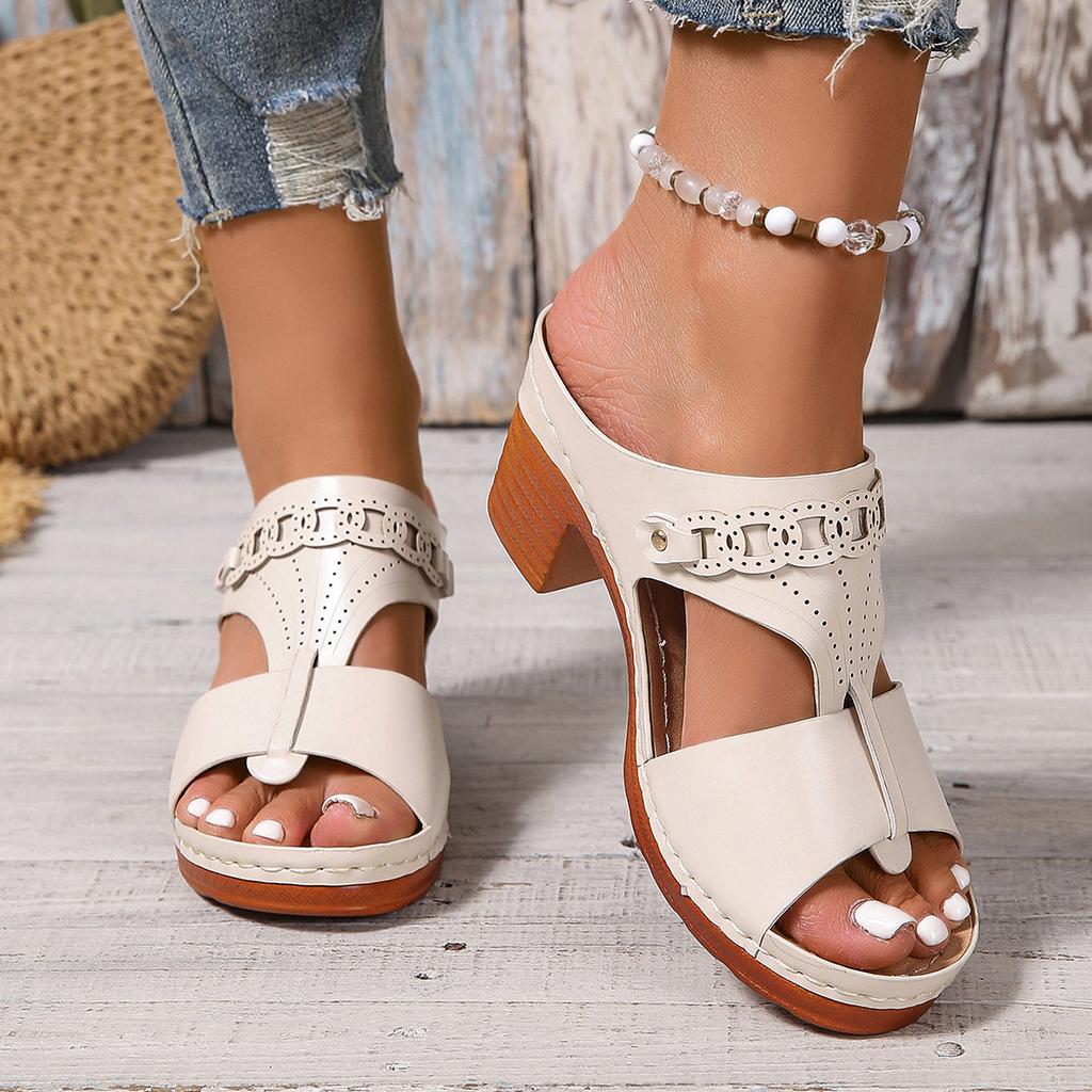 Fashion 2025 Stylish Platform Plus Size Slippers New Casual Summer Round Toe Open Toe Cutout Breathable Car Stitch Heels