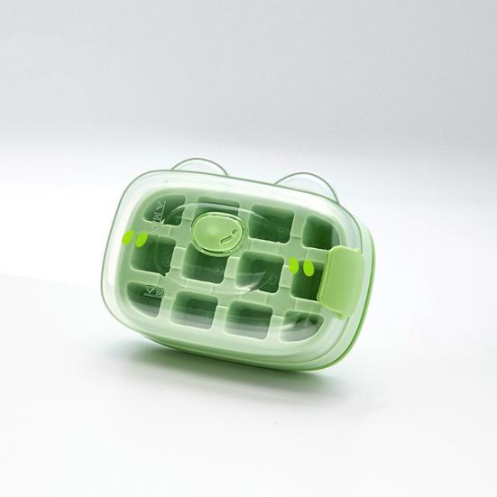 Forma na ledové kostky Láhev na vodu 2 v 1 Roztomilý design medvídka Lis na ledové kostky s nulovým dotykem Podnos na ledové kostky s víkem Přenosná mrazicí láhev na ledový nápoj pro cestování a rodinu