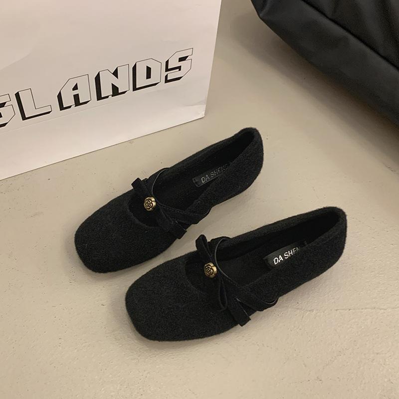 

Bow-tie fluffy shoes for women s autumn and winter new models with Mary Jane warm and velvet outer single shoes 39 чорний