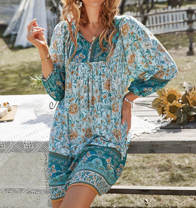 Women's Long Sleeve V-Neck Lace-Up Bohemian Print Dress