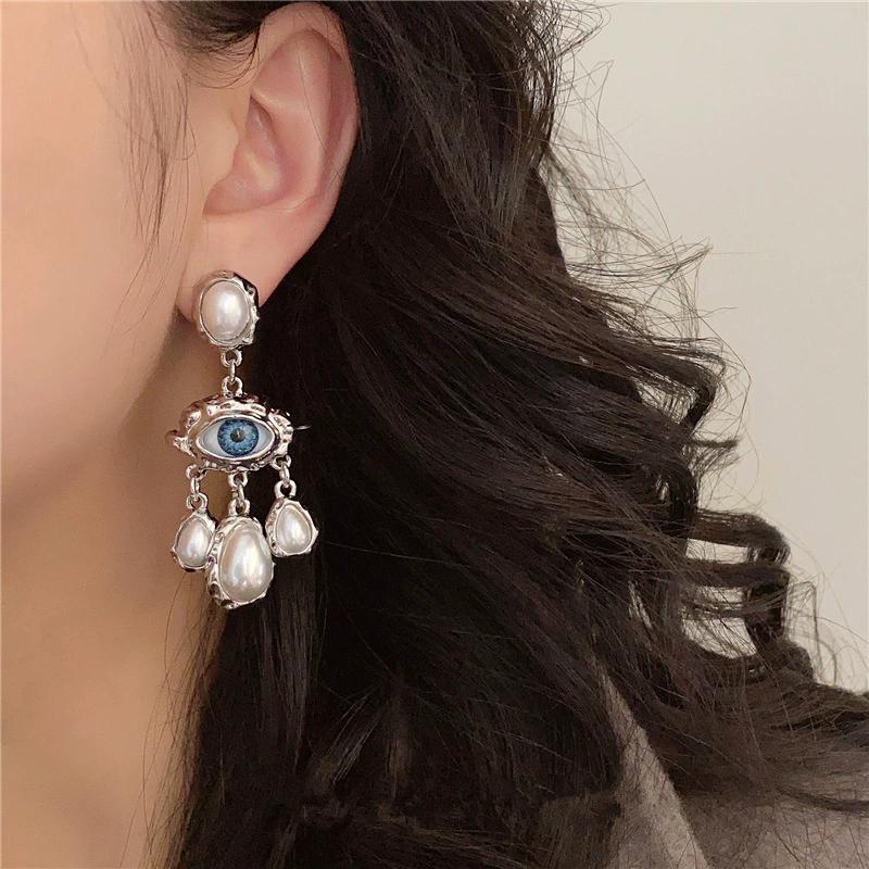 Kashmir Vintage Devil Eyes Pearl Pendant Earrings For Women, European American Style, Unique Personality, Party Jewelry Accessory.