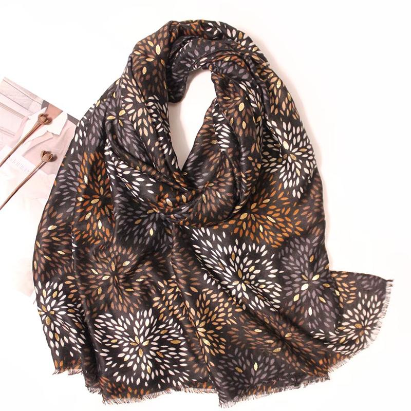 

Women Fashion Bohemian Floral Patchwork Tassel Viscose Shawl Scarf Lady Print Soft Wrap Neck Snood Bufanda Muslim Hijab 180*90Cm