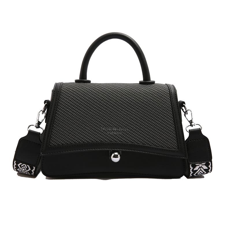 2025 Spring and Summer New Simple Temperament Korean Version Portable Small Square Bag Women's Leisure Commuting Wind Wide Shoulder Strap Messenger Ba