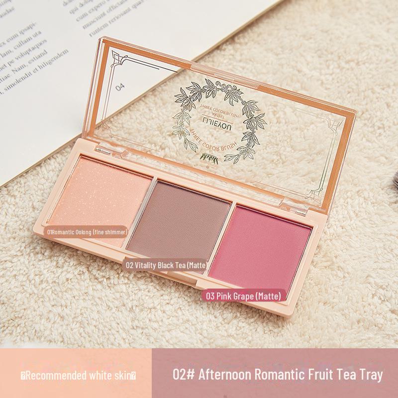 

Палитра румян и хайлайтера Tricolor: Кремовые румяна, тени для век, контуринг для всех тонов кожи tray