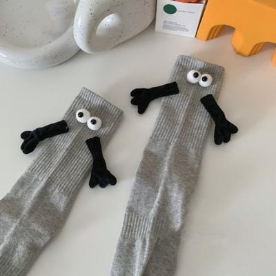 1 Paar Magnetische Hand-Socken Einfarbige Lange Socken mit 3D-Charakter Hände Halten Tragbare Socken Tägliches Tragen