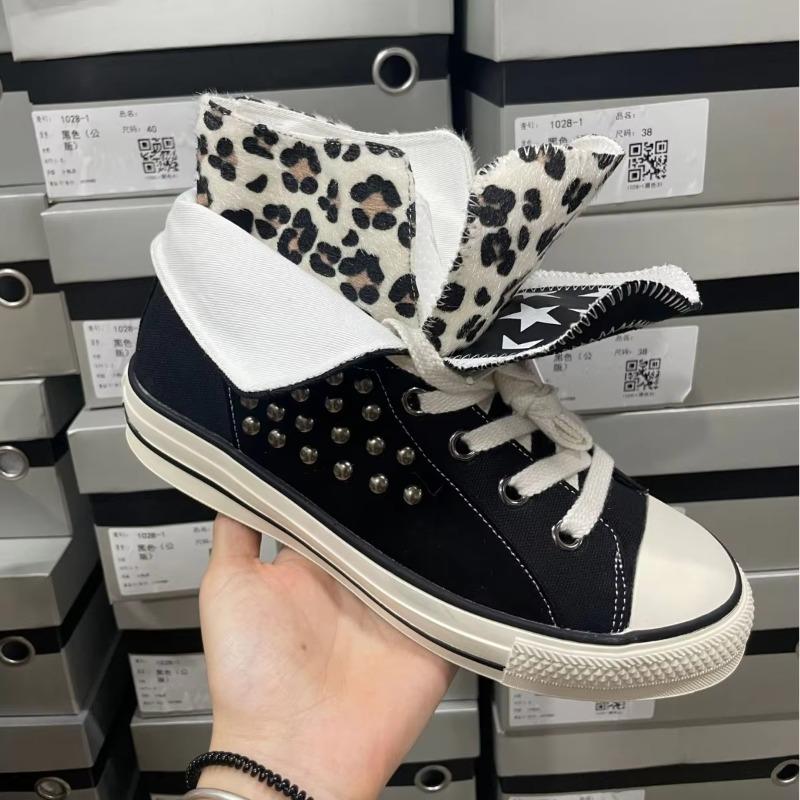 Men's Women's Outdoor High Canvas Shoes Couples Breathable Rivets Increase Casual Shoe