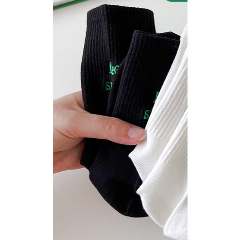 Female Spring and Autumn Letter Stripe Embroidered Green Street Sports Academy Wind Tube Socks