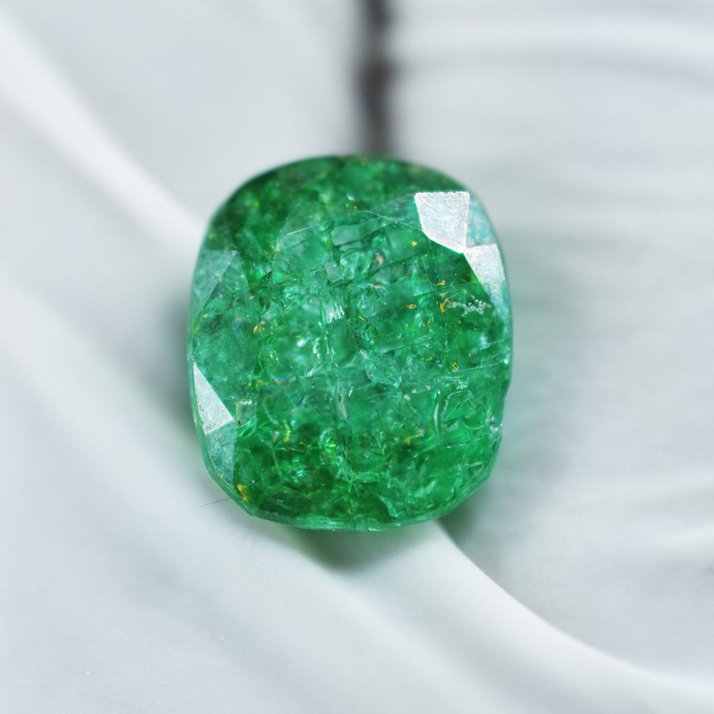 Natural Green Emerald Loose Gemstone A Grade Cushion Cut 12.90 ct Lab Verified for Jewelry Designs