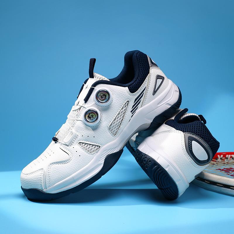 

New badminton shoes, rotating buckle casual couple table tennis sneakers, a pair of men s tennis training shoes 44