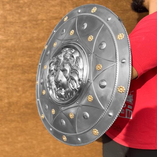 60.96 Cm Medieval Lion Face Shield Steel Armor Replica for Cosplay Display Knight Battle Shield Perfect Gift for Events Décor