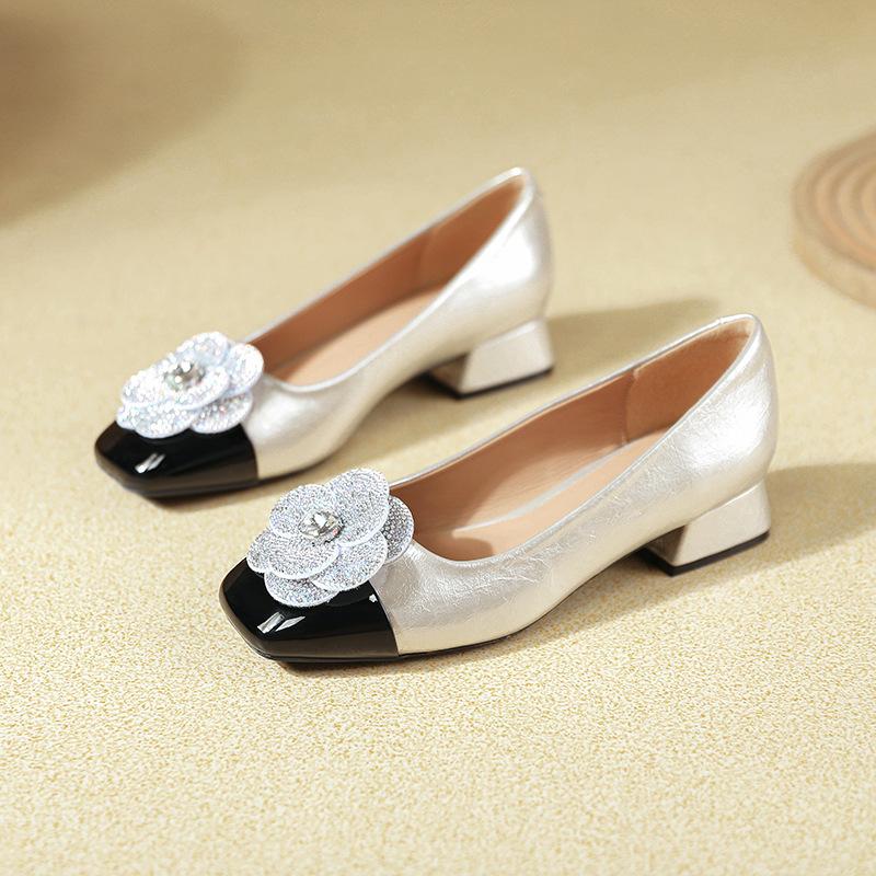Rhinestone Camellia Color Matching Small Fragrant Style High Heels Thick Heel 2025 New Huizhou Women's Shoes Square Head Light Mouth Single Shoes