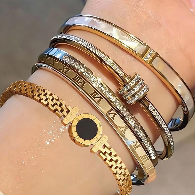Europäisches & Amerikanisches Luxus Zirkon Stern Armband: Vielseitige, Elegante, Lichtechte Mode für Damen