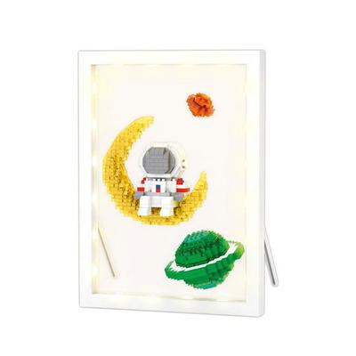Nanoblock Fotorámeček Měsíc Astronaut 760 Dílků (PCS)