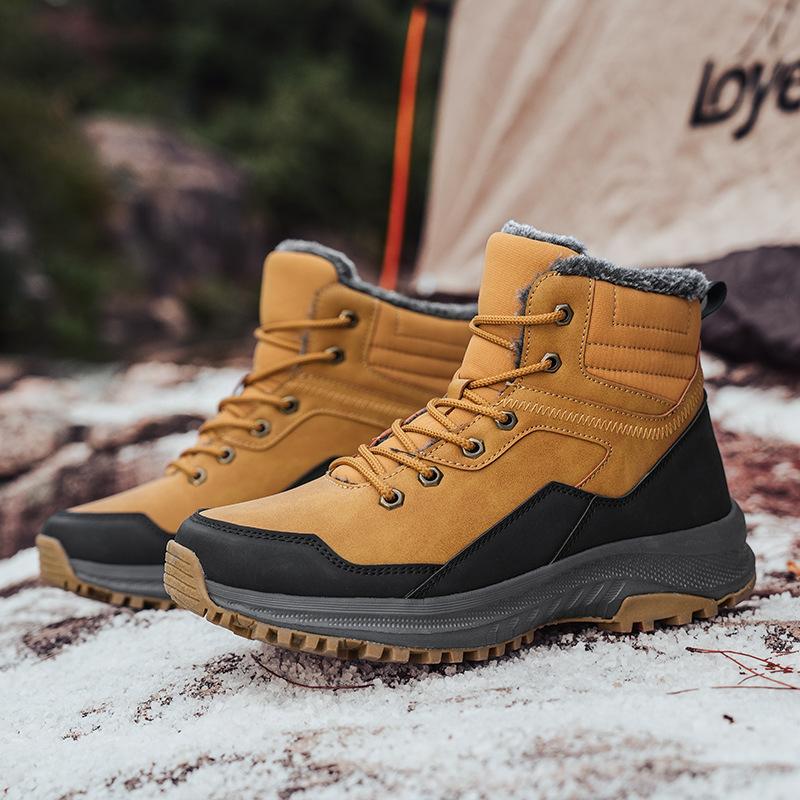 Winter New Cotton Boots Men's Casual Cotton Shoes Piled Thickened Snow Boots Warm Outdoor Mountaineering High-top Cotton Boots