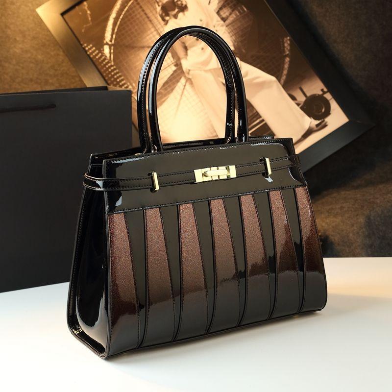 2025 New Fashion Color Blocked Commuter Bag Single Shoulder Cross Shoulder Handbag Large Capacity Women's Bag