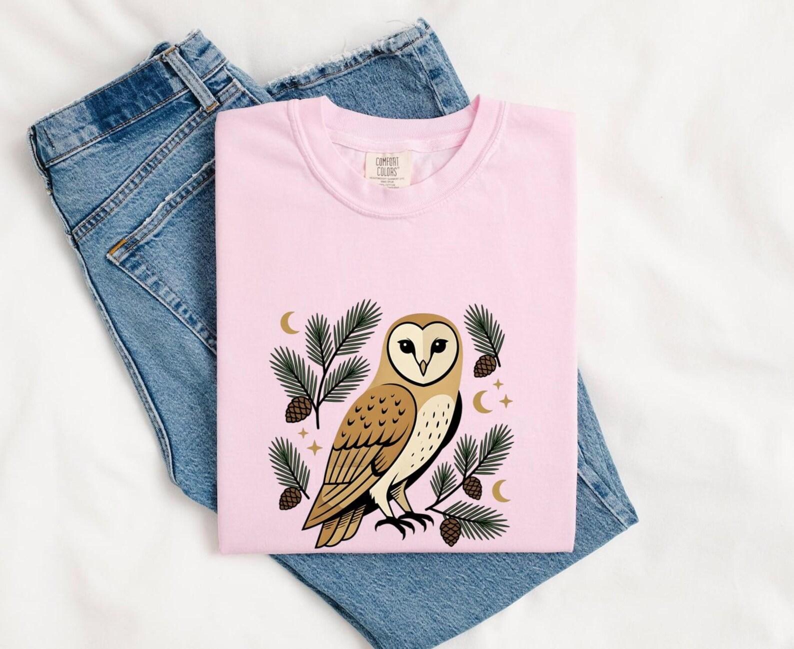 Barn Owl Shirt Animals Wildlife Gift Women Rustic Tee Owl T-Shirt Creature Fan Wildlife Tshirt Nature Graphic Retro Pine Branch Tshirt 2XL