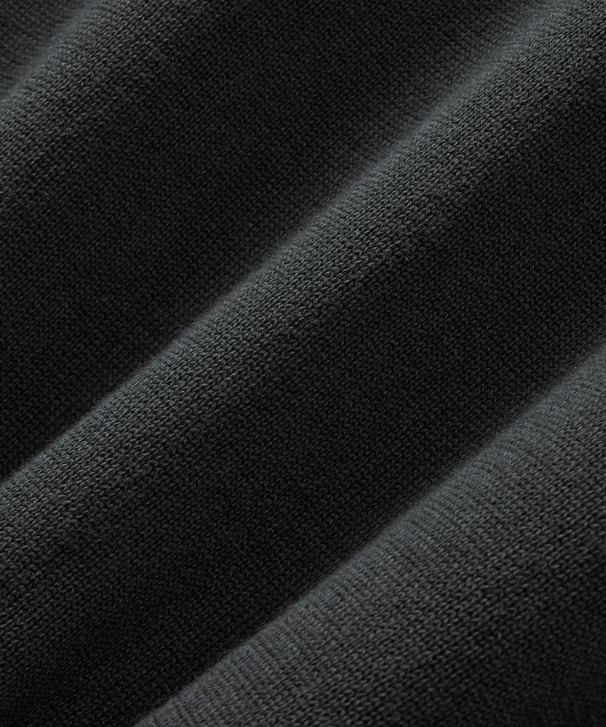 Beulaendideu Solid Henley Neck Half Knit [Graphite]