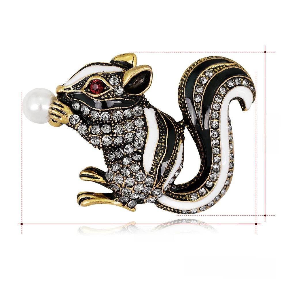 Fashion Squirrel Brooch Alloy Enamel Pin Cute Animal Accessory For Women