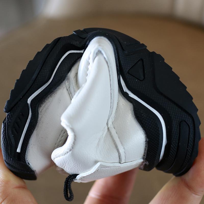 Mädchen Sportschuhe Herbst und Winter Neue Mode Kinderschuhe Koreanische Version Jungen Samt Zwei Baumwoll Baby Schuhe Trend Großhandel