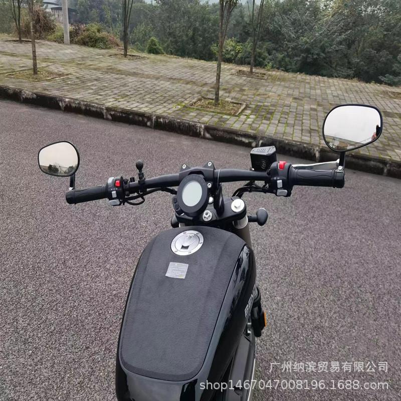 Kompatibilní s modifikací zpětného zrcátka Benda Grey Stone Chinchilla300Retro pro motocykl se zvětšeným zrcátkem na řídítka