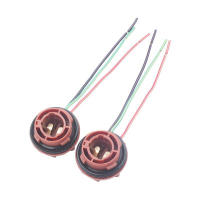 Accesorios para la electrónica del coche – Cables, adaptadores y enchufes