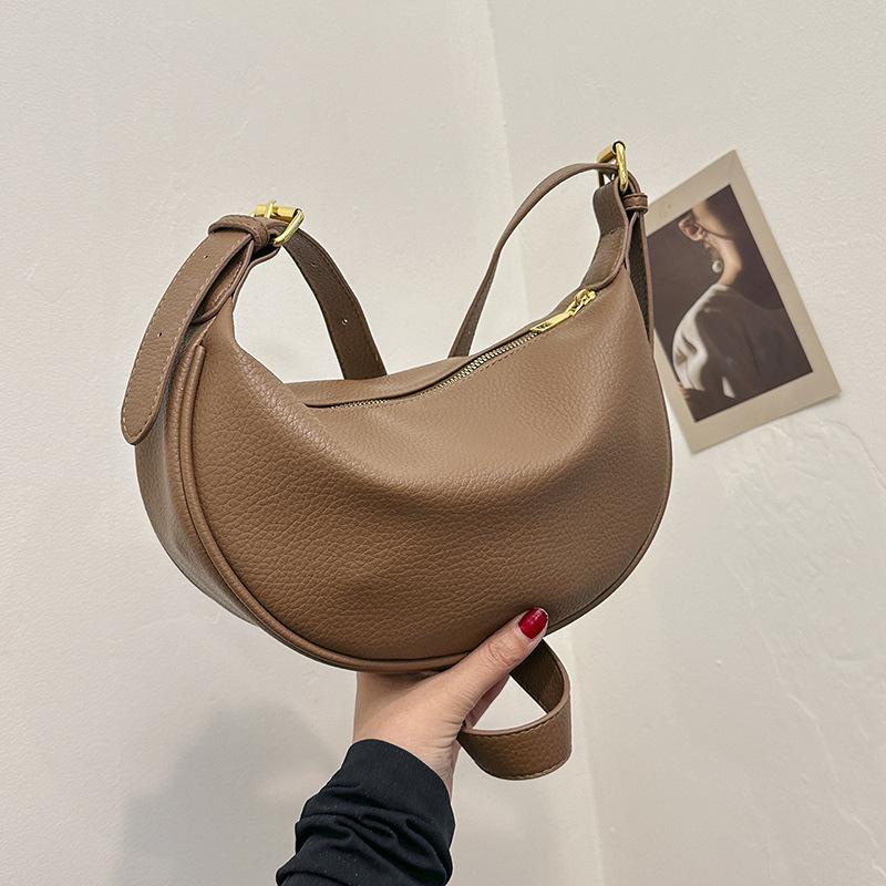 Fashion Soft Leather Crescent Crossbody Bags Casual Hobo Sling Shoulder Bag With Adjustable Strap Roomy For Daily Commute Travel