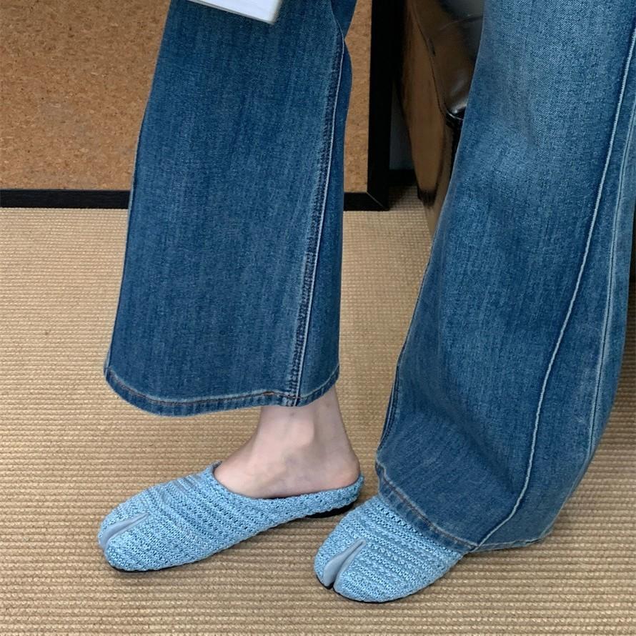 Korean Version of the Design Sense of Niche White Sub-toe Bag Head Half Slippers Women's Summer Wear Flat Bottom Hollow Woven Breathable Sandals