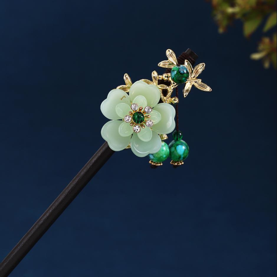 Vintage Chinese Wood Hair Sticks for Women Handmade Luxury Flower Hairpins Hair Chopsticks Wedding Party Head Jewelry Accessory