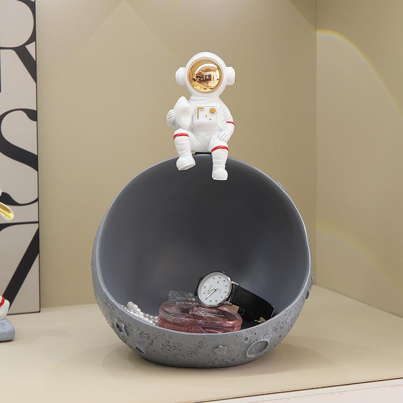 Astronaut Key Storage Ornament - Luxury TV Stand Coffee Table Decor
