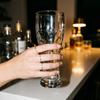 Zesílená sklenice na džus Vynikající vyřezávaná sklenice na ledovou kávu Nápojové sklo Pivní korbel Grilování