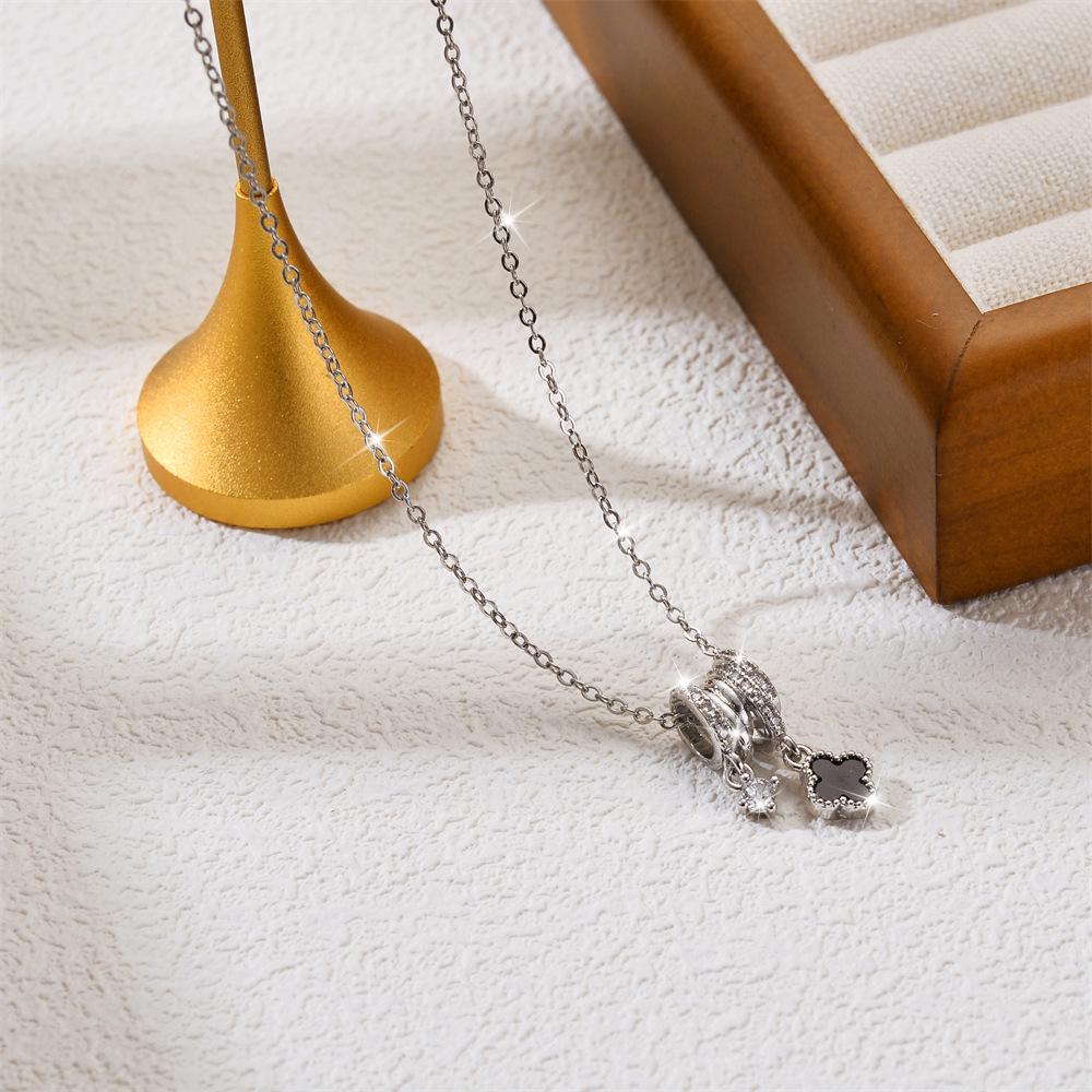 Simple Fashion Titanium Steel Women's Necklace - Non-fading, Luxurious, Versatile, Korean Style Clavicle Chain