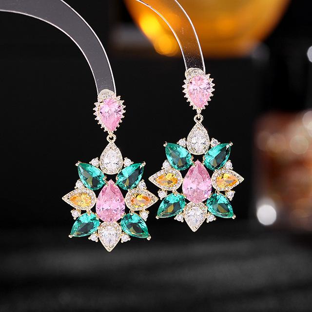 

Женские висячие серьги с кубическим цирконием, милые эффектные цветочные серьги, модные темпераментные свадебные серьги 2022 года золотой