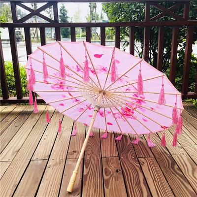 Tradiční Hanfu deštník se střapci pro dámské kostýmy a dětské focení