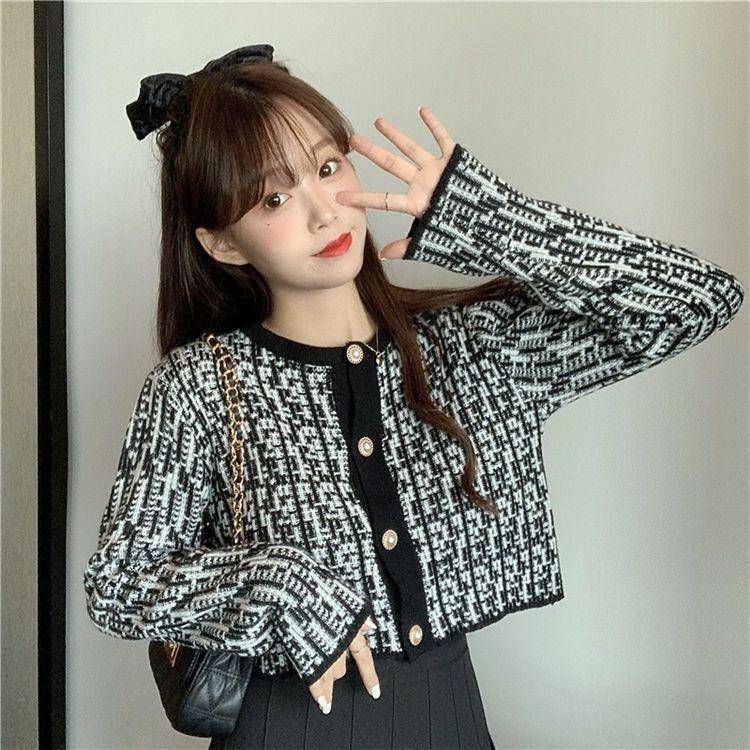 

Spring Autumn Korean Style Argyle Cuffed Slim Camisole Vest Women s Long Sleeve Cardigan Knit Two Piece Set One size чорний