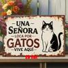 Metal Wall Art Sign Home Wall Decor Plaque Iron Sheet Sign Spanish Crazy Cat Lady Suitable for Courtyard Porch Cafe Resta