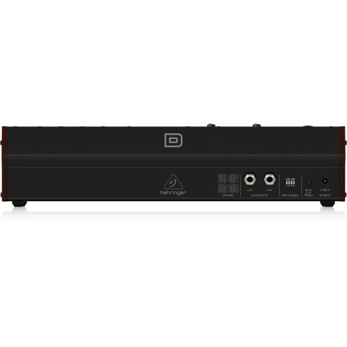 Behringer Analog Synthesizer MODEL D