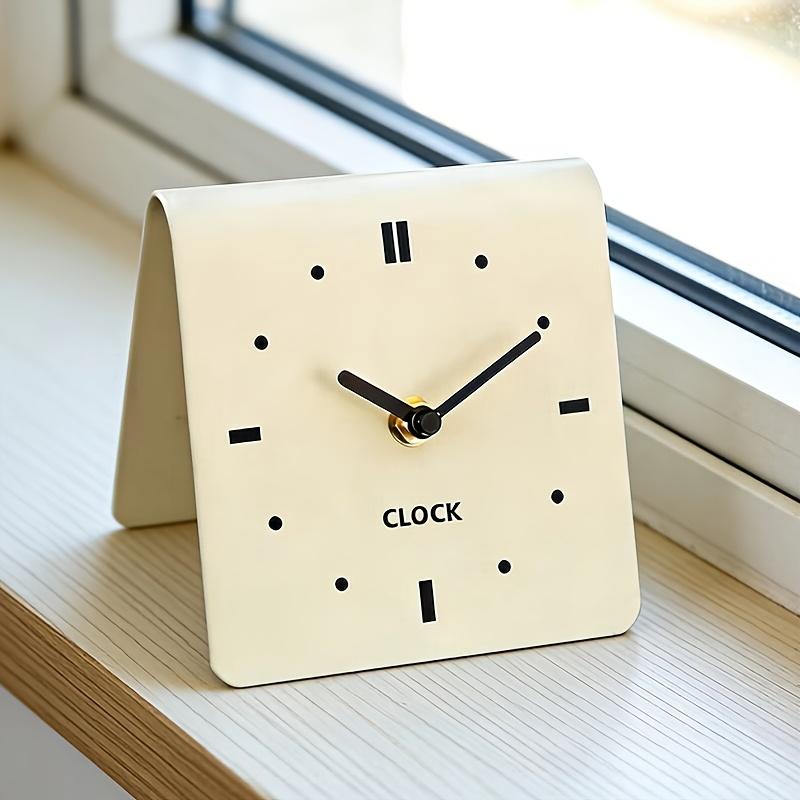 

1PC Creative Small Table Clock, Modern Design Tabletop Ornament, Silent Clock, Student Bedside Table Clock белый