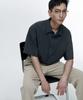 MUSINSA STANDARD Relaxed Linen-Like Short Sleeve Shirt [Dark Gray]