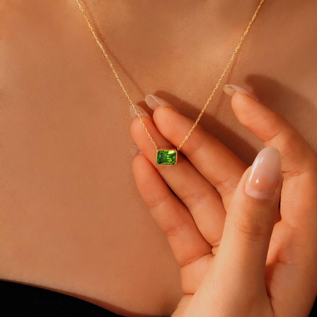 Niche Design Diamond Necklace Titanium Steel Plated 18K Gold Versatile Non-Fading Collarbone Chain