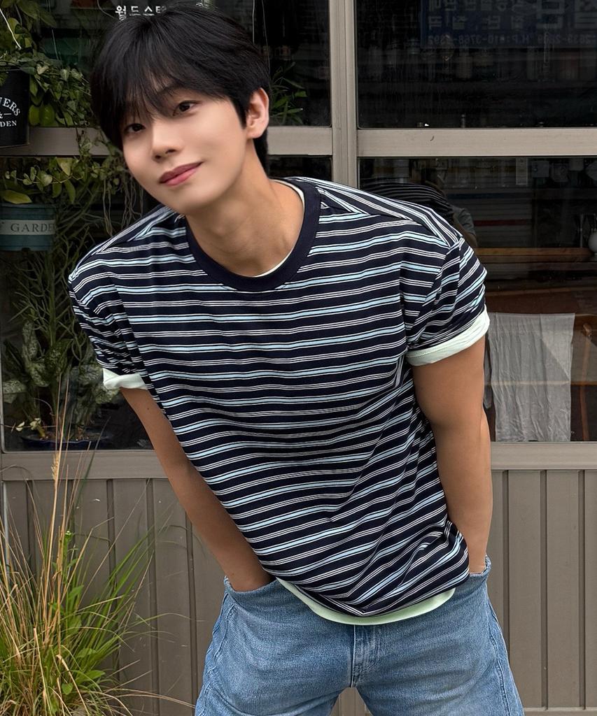 MINDBRIDGE [On] Multi-Stripe Crop Short Sleeve T-Shirt - 2 Colors