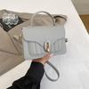 Autumn retro portable small square bag new popular texture commuter shoulder bag fashion messenger women's bag