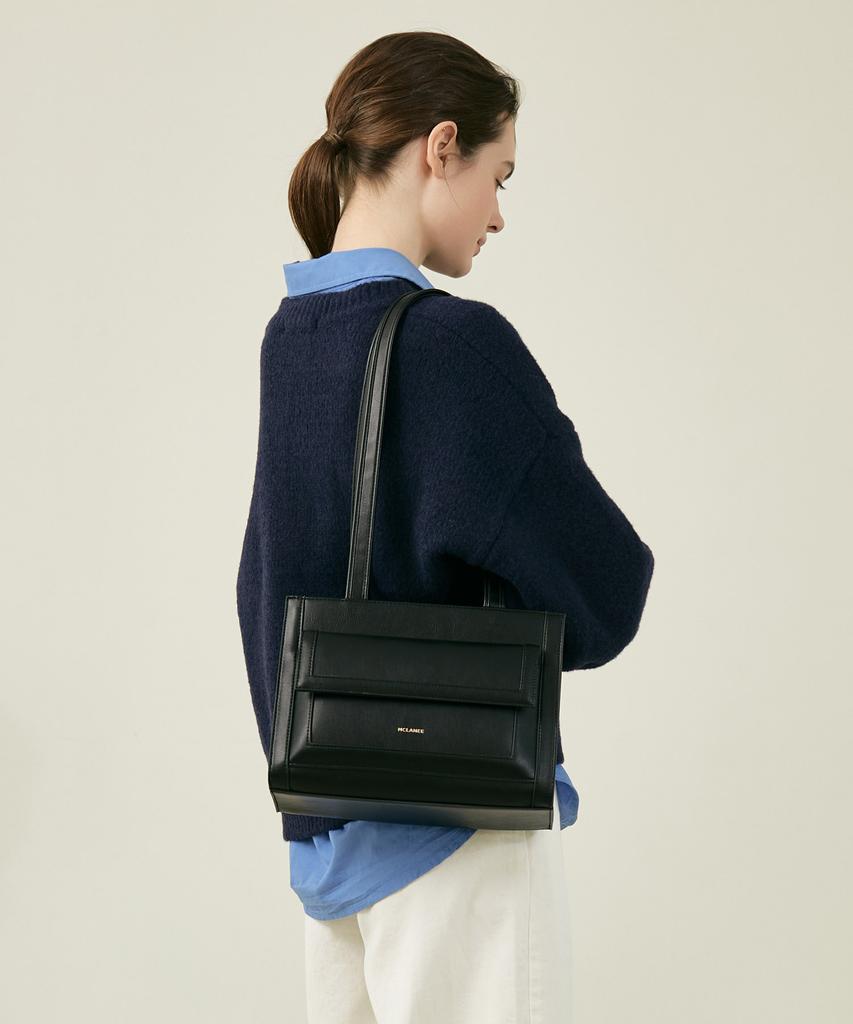 Mclanee 571 Barco Shoulder Bag