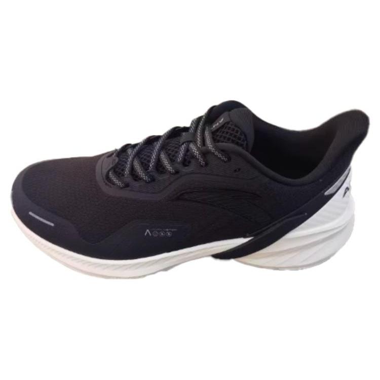 ANTA The Sting 4  Black White  Men s 112335520S-1 EU 45