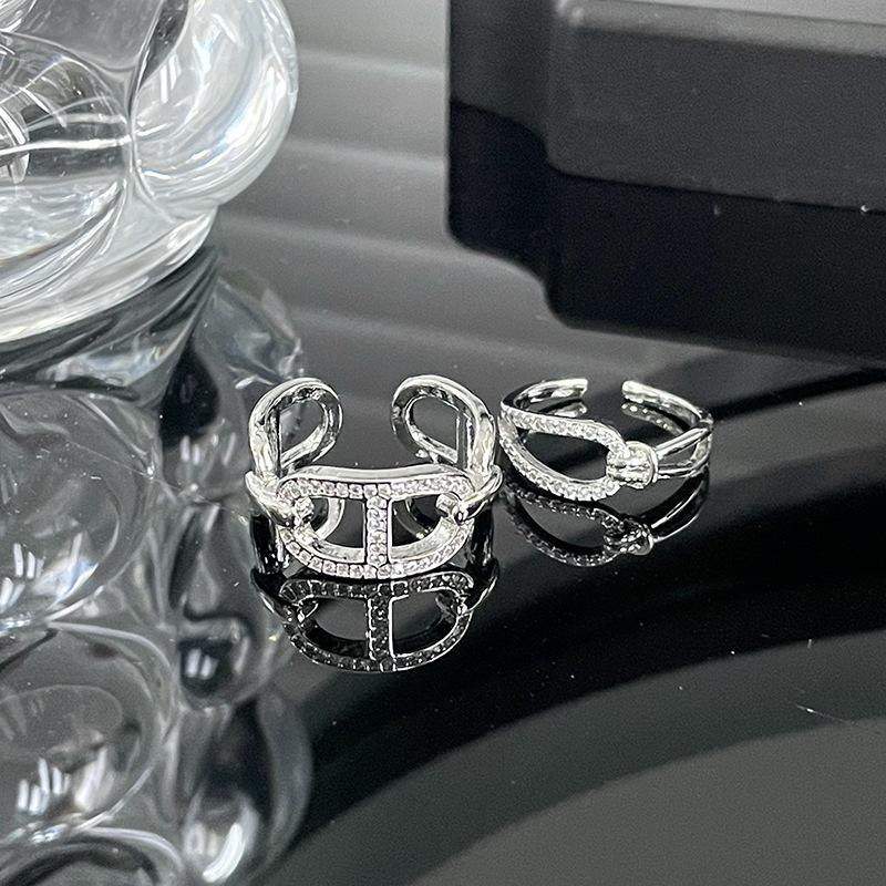Niche Pig Nose Knot Design Ring Cold Wind Advanced Diamond Zir*****Pening Personality Light Luxury Fashion
