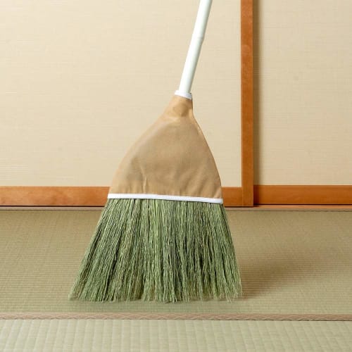 Azuma Industries Indoor Broom, Short Handle, 30cm Bristles, 80cm Total Length, Flexible Sweeping, Natural Fiber, Beige, MB103