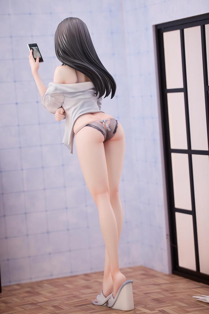 Deluxe Edition Scale PVC ABS Painted Finished Figure of Original Illustration by Hitomio Jyuroku 1/6 & "Selfie Girl"