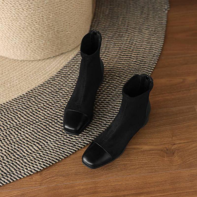 

Корейская версия однотонных замшевых эластичных ботинок Мартин женские новые резиновая подошва задняя молния квадратный каблук круглый носок большой размер средняя голень 39