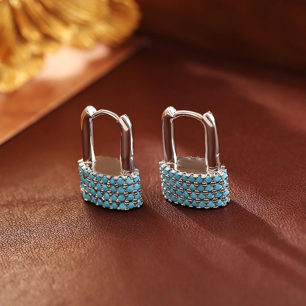 Элегантные серьги-гвоздики с микроинкрустацией в виде замка: Элитные модные позолоченные каффы для ушей для женщин